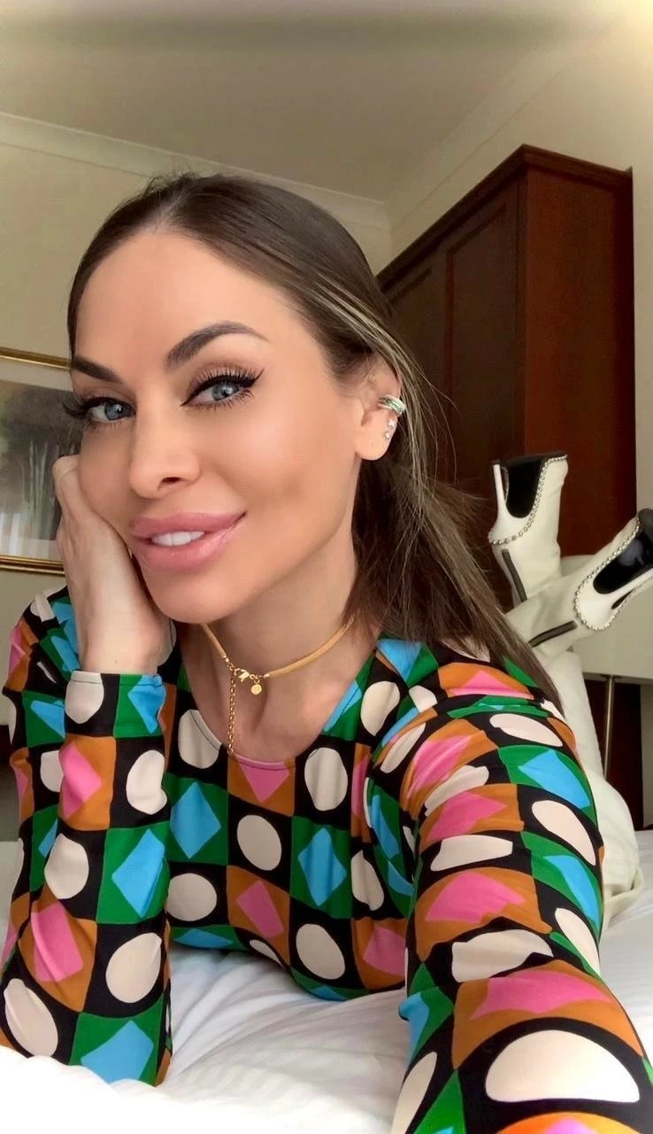 Alya – escort in Maldives — 22 / 29