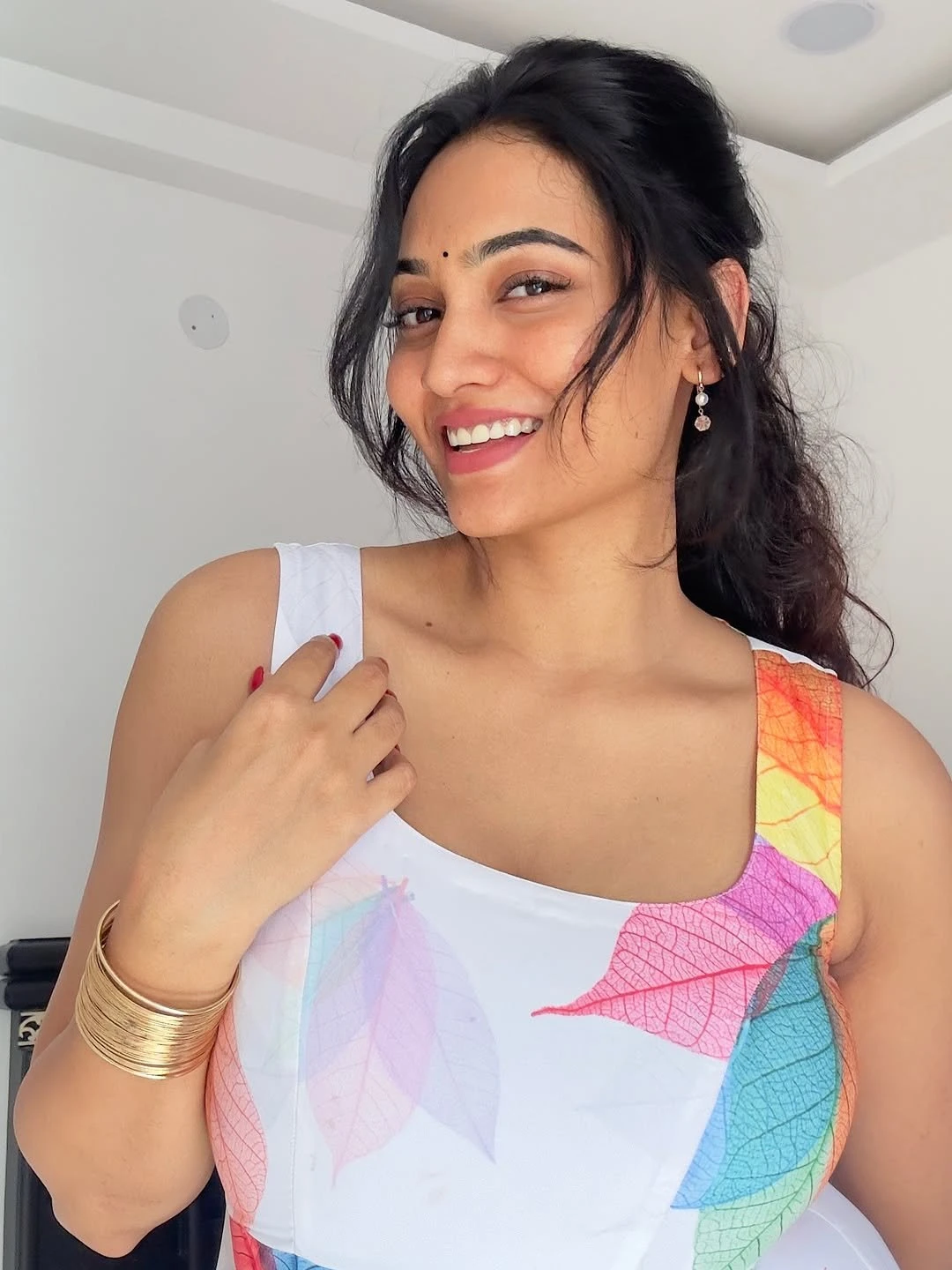 Pallavi – Indian escort in Mumbai — 5 / 8