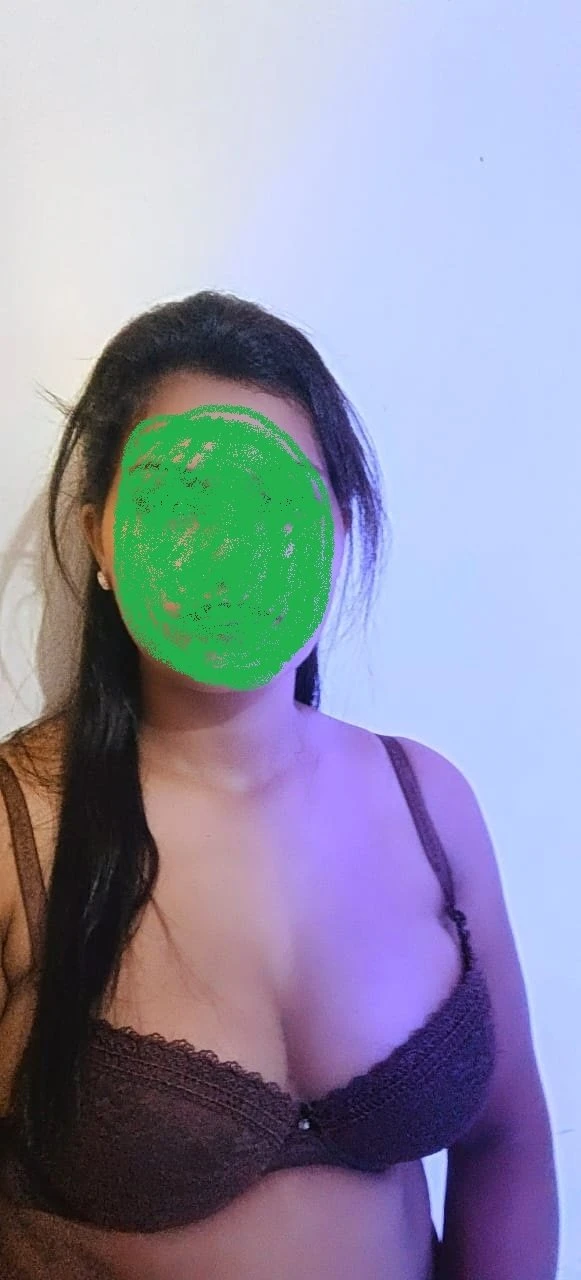 Vinita Cam and Real Meet – Indian escort in Navi Mumbai — 2 / 13