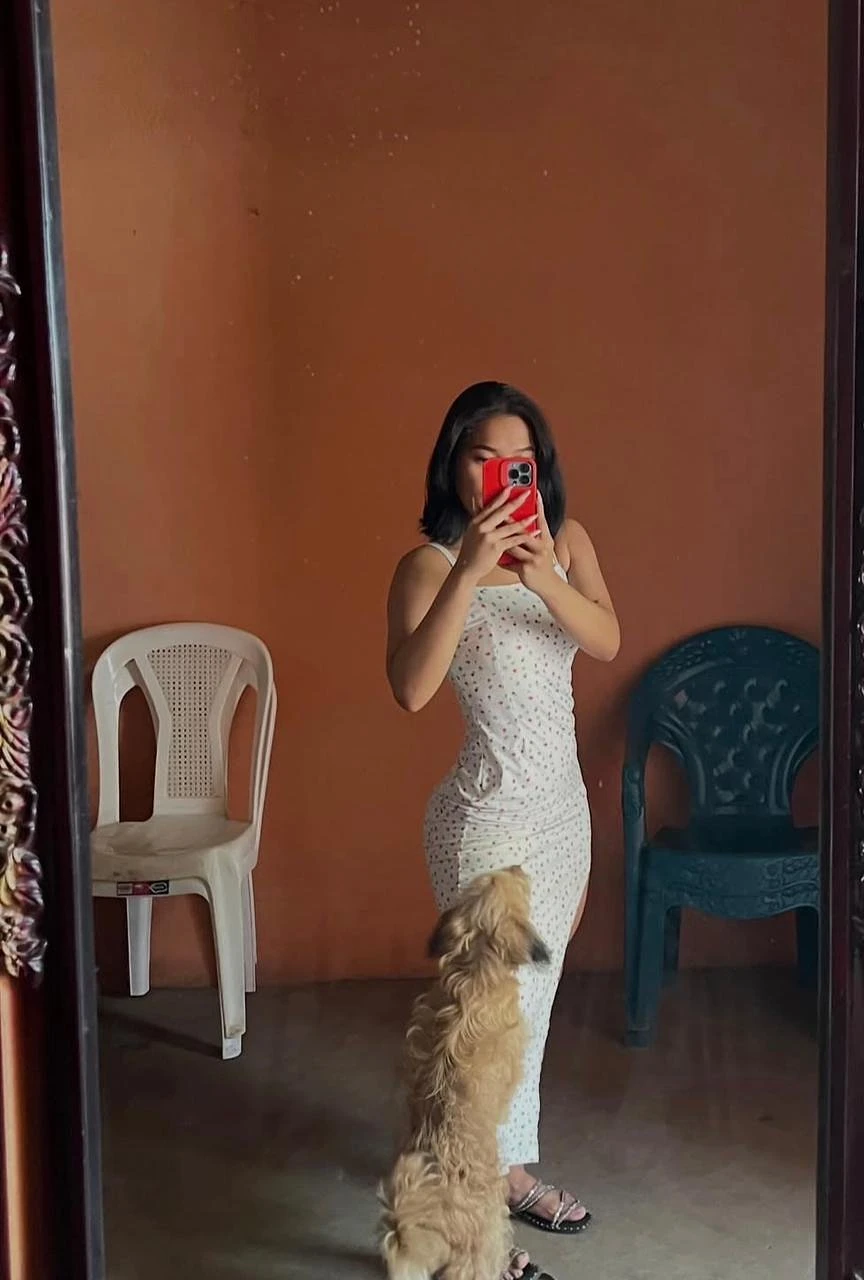 Neha – Indian escort in Kolkata — 2 / 5