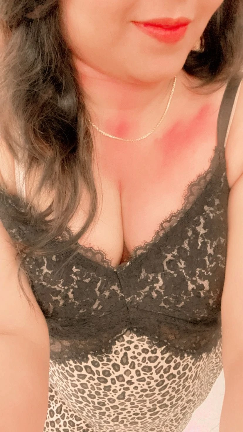 🧿ANIKA🧿 Online Services only 🥂 – Indian escort in Lucknow — 6 / 10