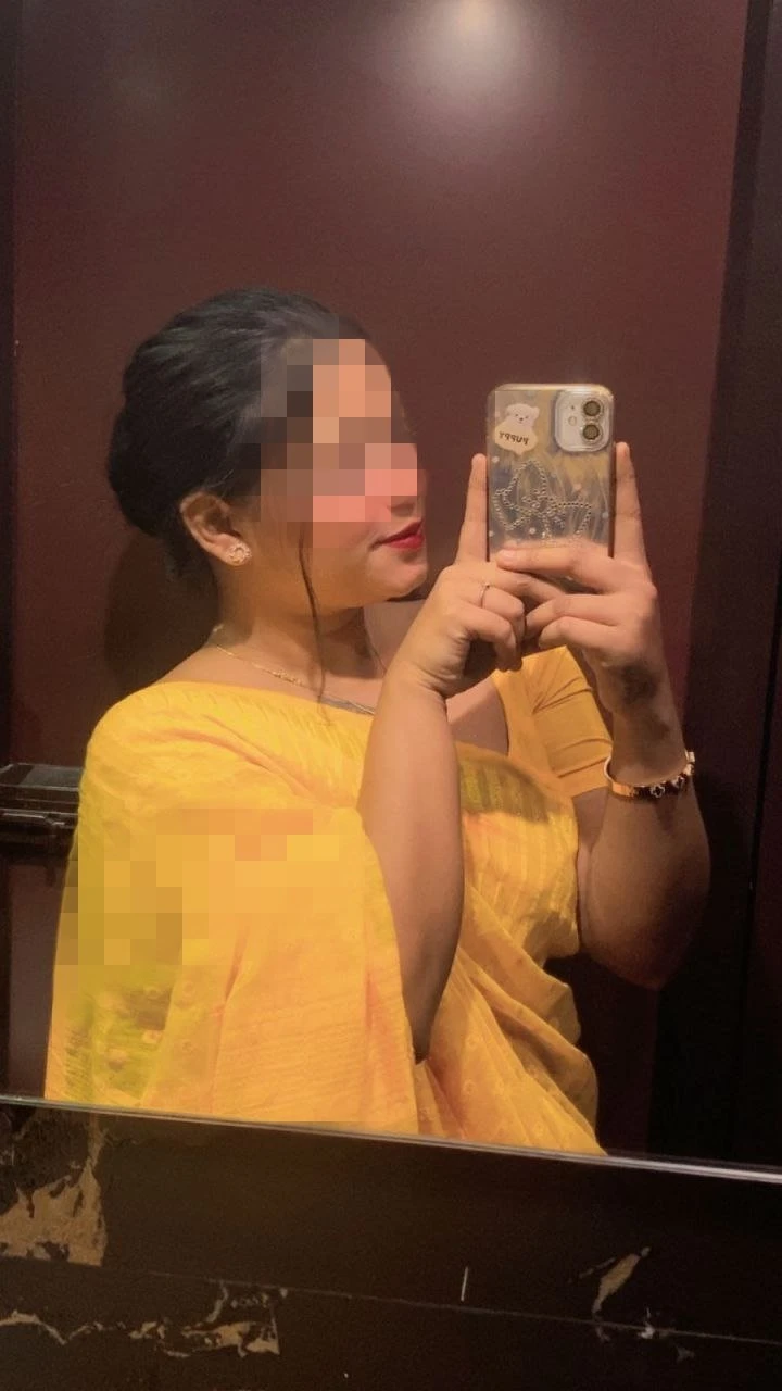 Shweta – Indian escort in Kolkata — 4 / 9