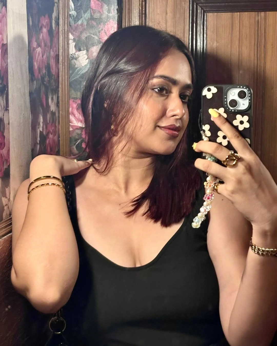 Roshni – escort in Kolkata — 3 / 4