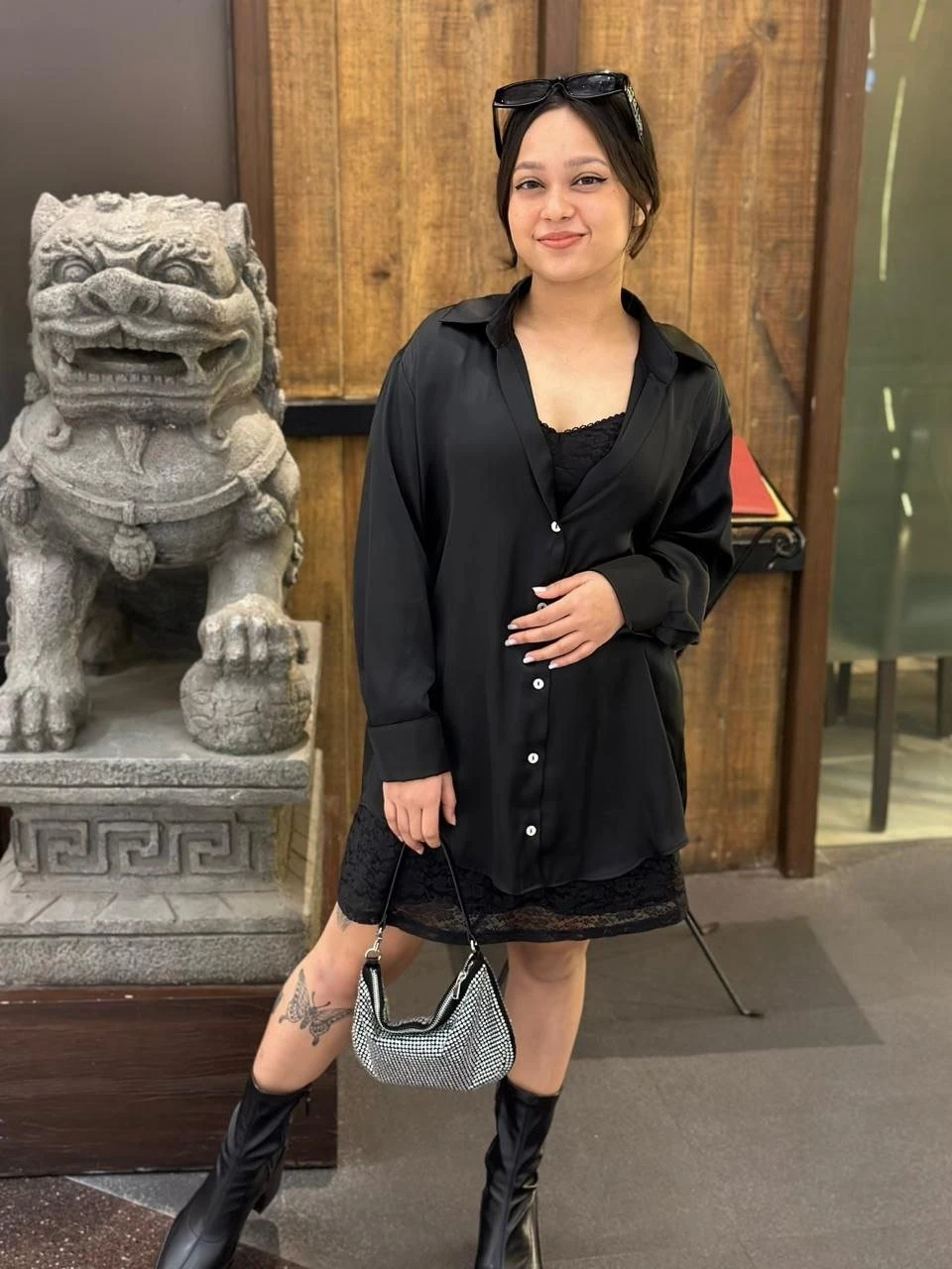 Meet Ms Ritu: Your Crest of Elegance – Indian escort in New Delhi — 3 / 4
