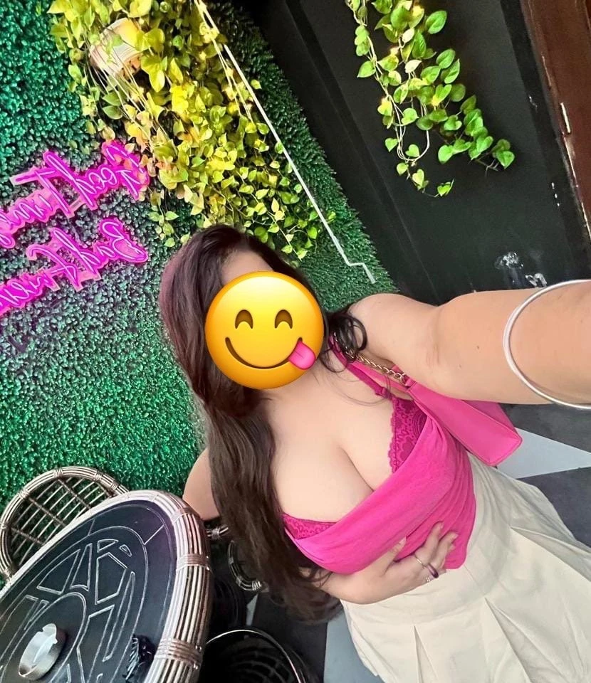 Neha – Indian escort in New Delhi — 5 / 6