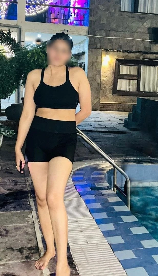 Neha & Rishika (Cam & Independent) – Indian escort in Mumbai — 3 / 8