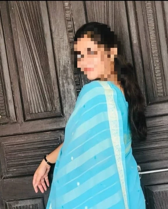 Monika Real Meet and Cam Session – Indian escort in Pune — 2 / 6