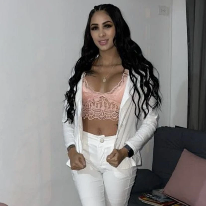 Catalina – Colombian escort in Malta — 19 / 21