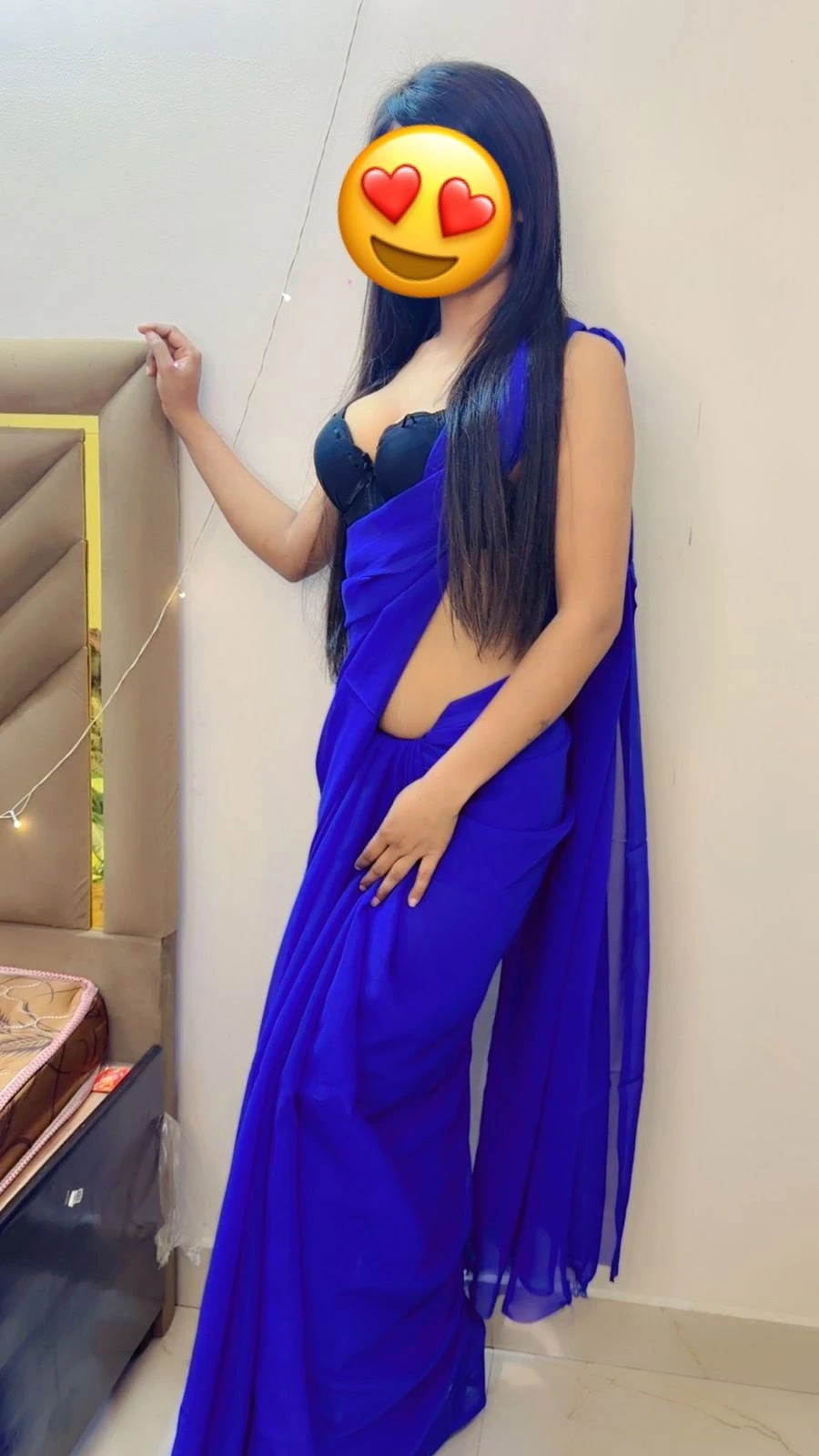 I Am TRiSHA Cam and Real Meet – Indian escort in New Delhi — 20 / 25