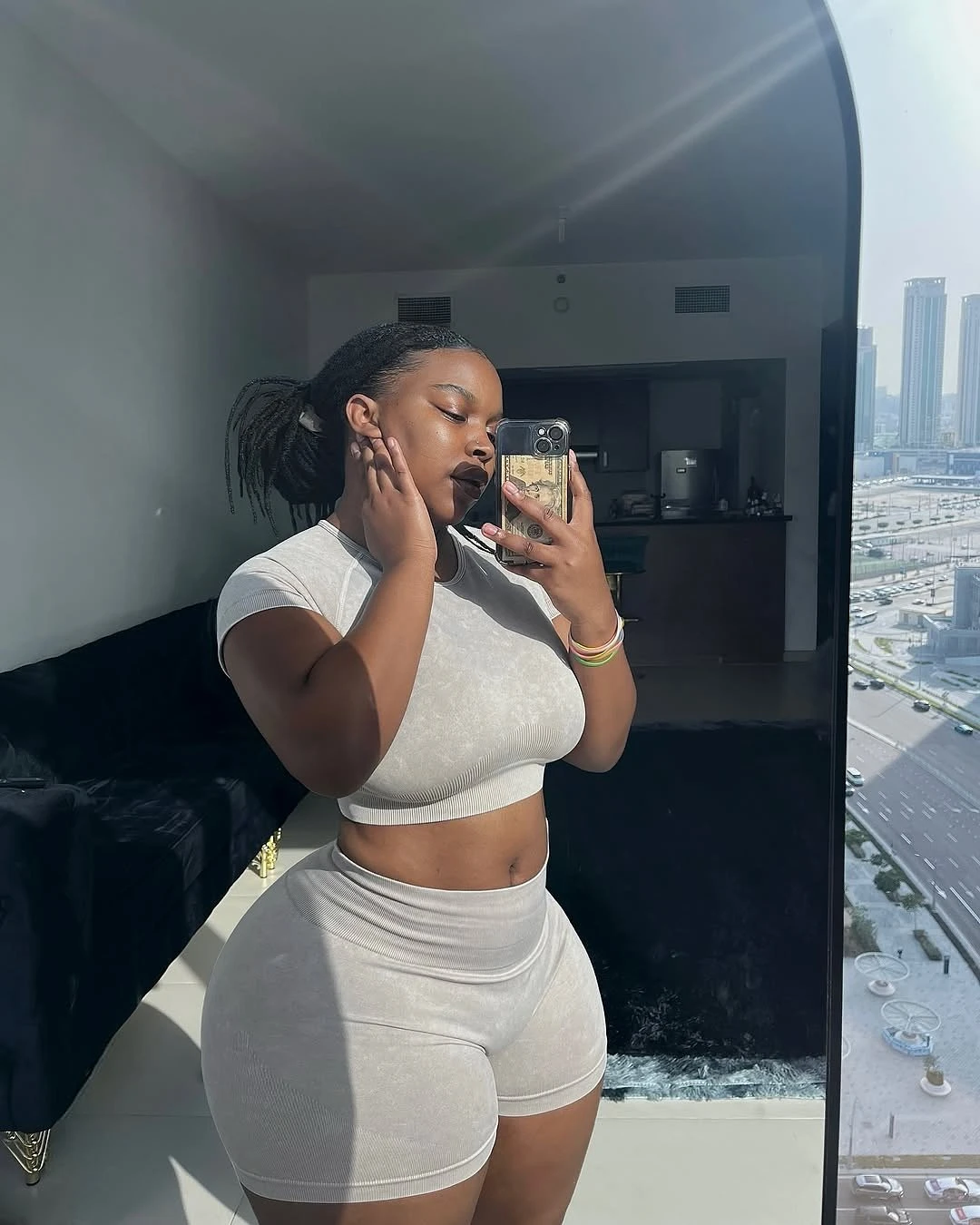 Shasha – Cuban escort in Erbil — 5 / 7