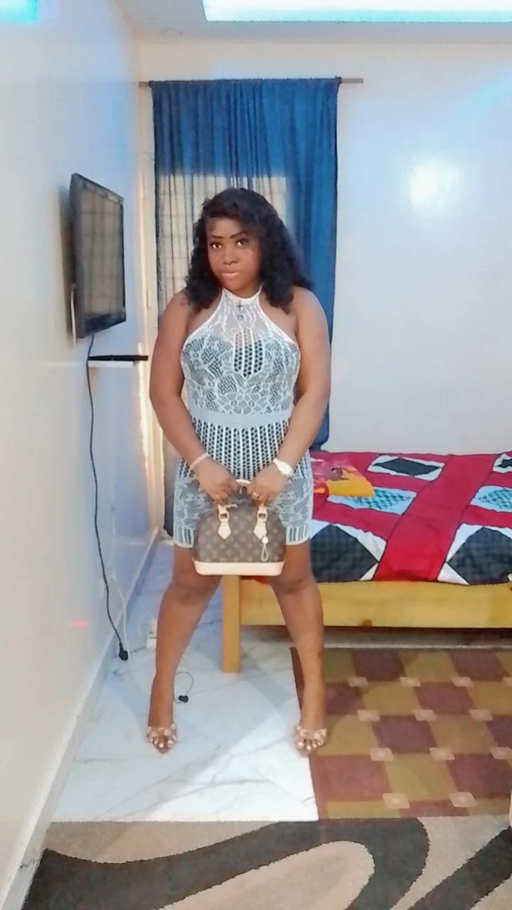 Love – Nigerian escort in Dakar — 3 / 8