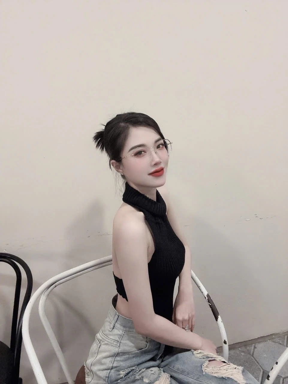 Miu – Vietnamese escort in Ho Chi Minh City — 2 / 5