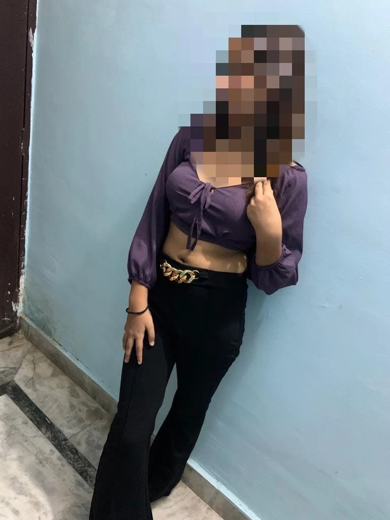 Mansi Real & Cam Fun – Indian escort in New Delhi — 3 / 7