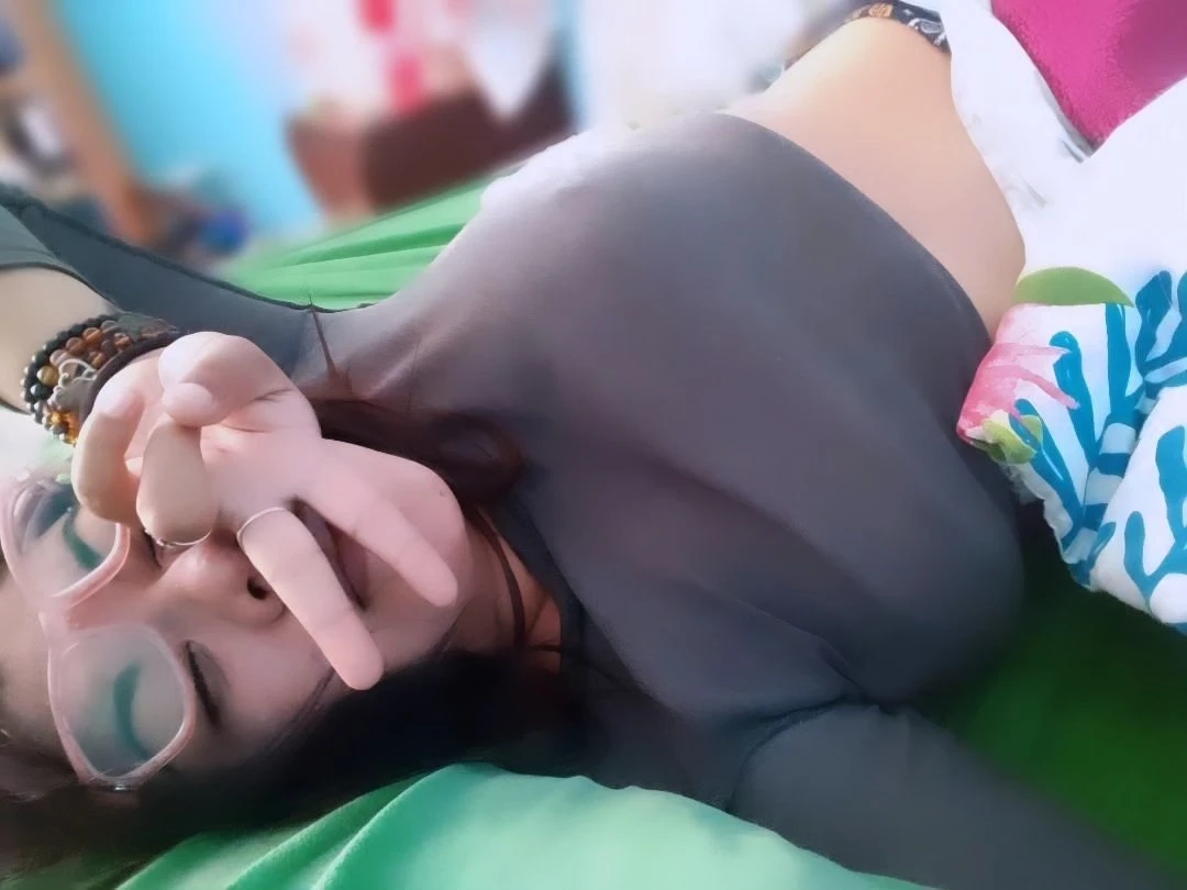 Rozi – Indian adult performer in Mumbai — 4 / 5