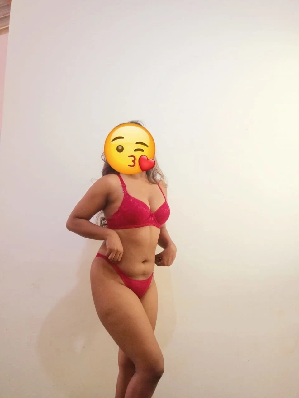 Raveesha – Sri Lankan escort in Colombo — 3 / 8
