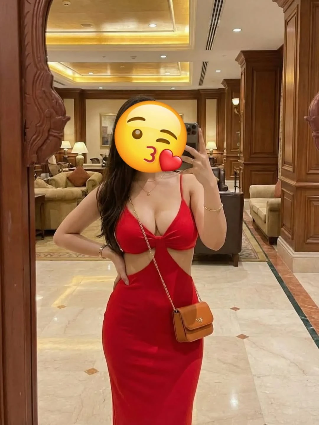 Sheetl – Pakistani escort in Multān — 2 / 5