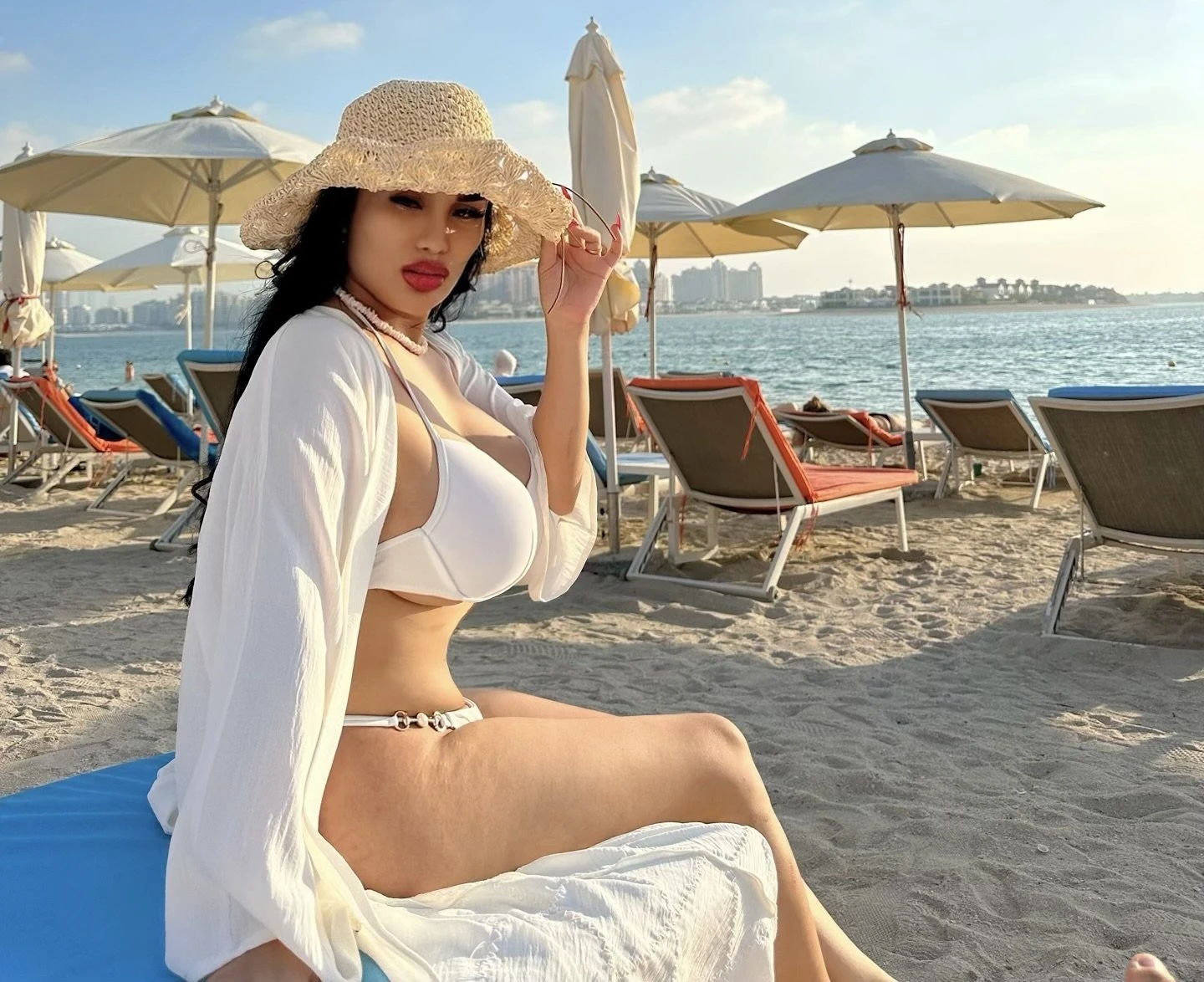 JUST ARRIVE HERE FOR LIMITED DAYS – Armenian escort in Colombo — 10 / 31