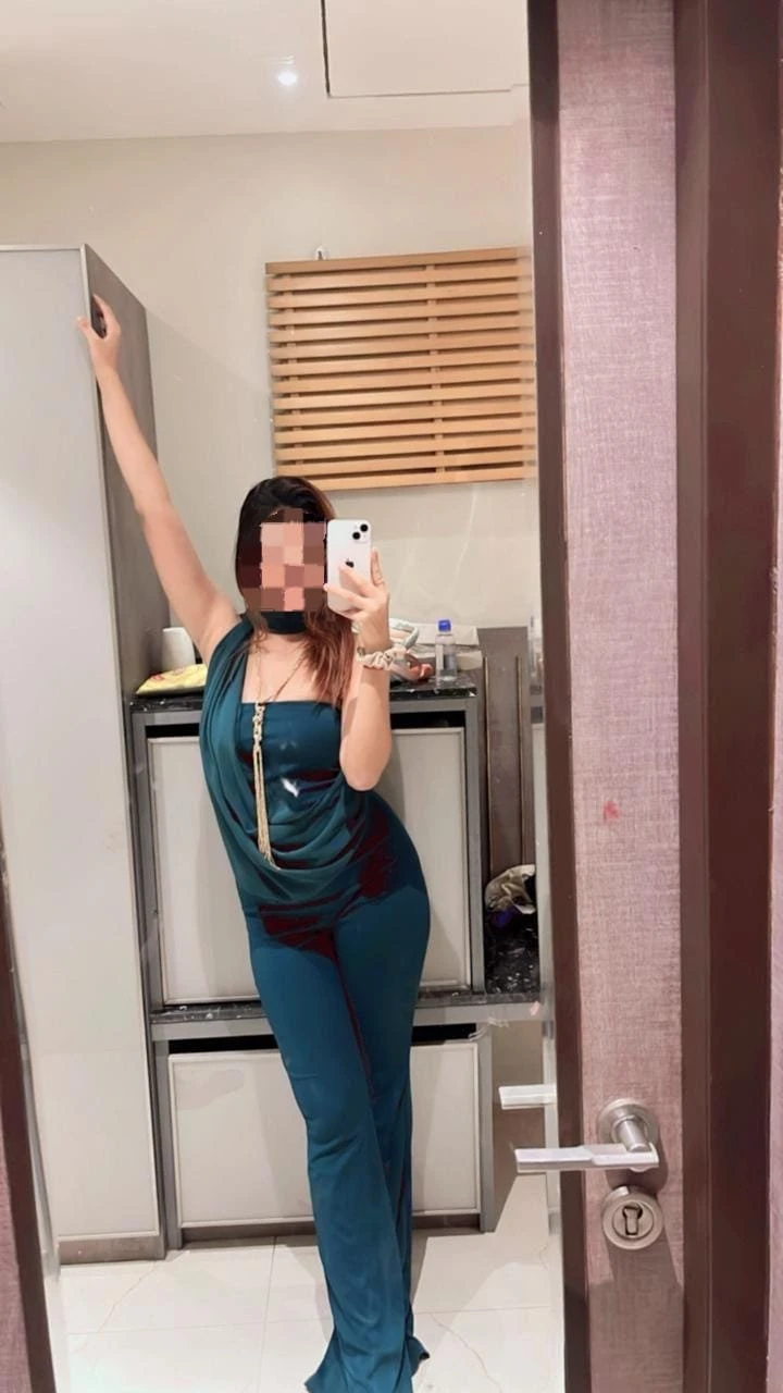 Premium Independent Models, No Advance – Indian escort in Pune — 4 / 7