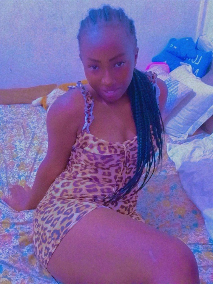 Alice – Kenyan escort in Beirut — 3 / 4