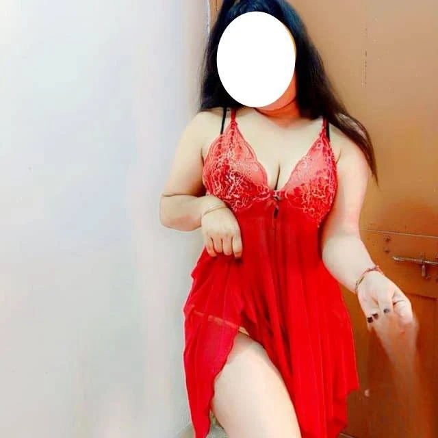 Real Meet Sexy Deepika Bhabhi – Indian escort in Indore — 8 / 9