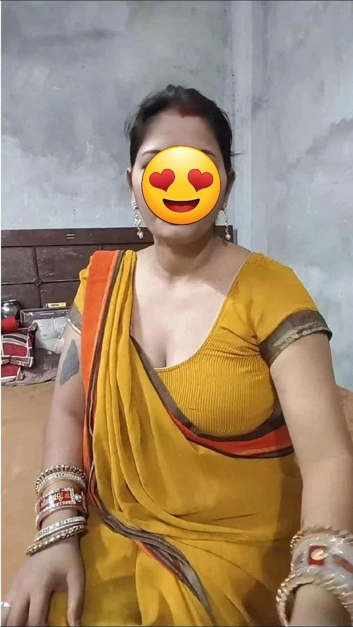 Haryanvi Bhabi online fun – Indian escort in New Delhi — 4 / 6