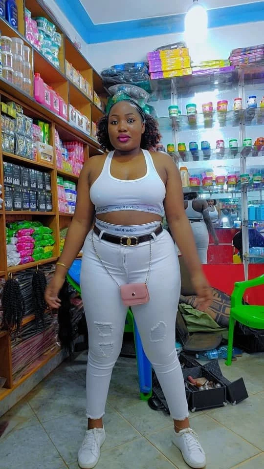 Phimmy – Ugandan escort in Kampala — 2 / 4