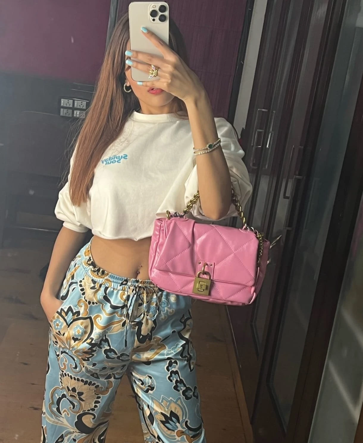 Live XXX CallBack Phone And Cam Fun 24 7 – escort in Pune — 13 / 20