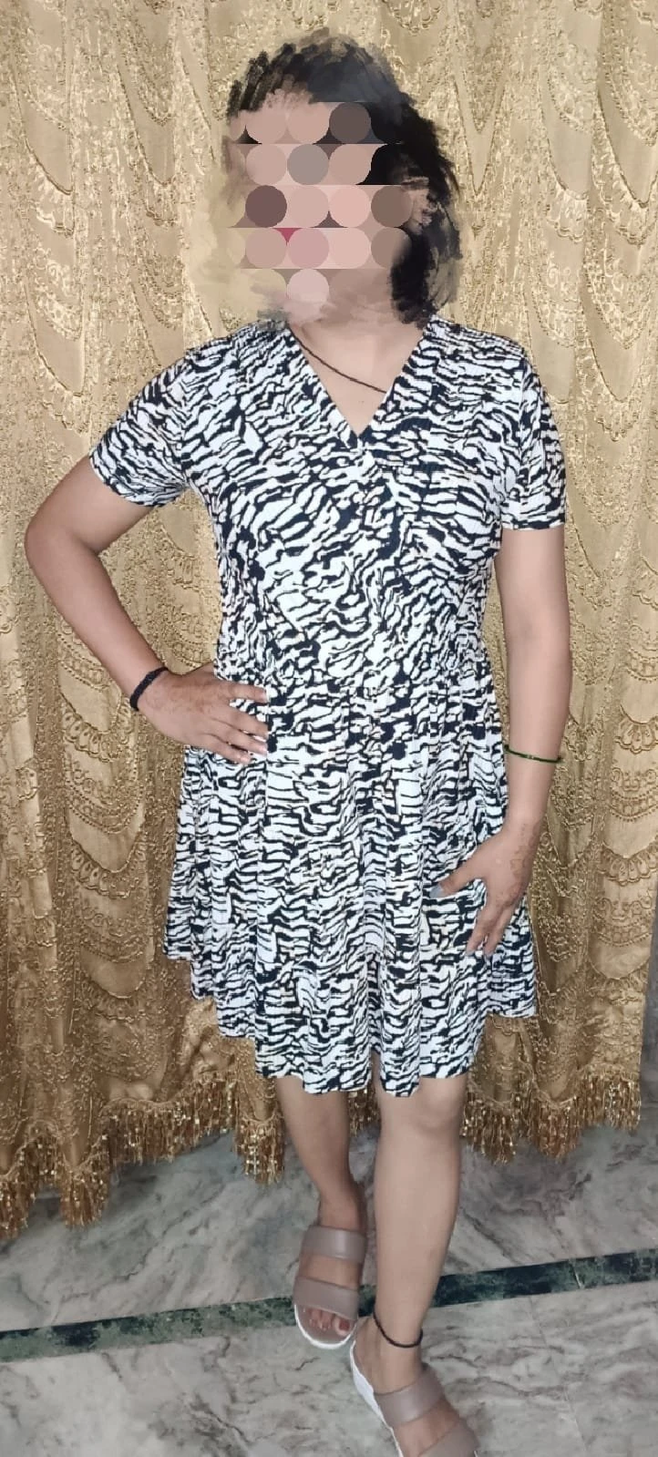 Kritika Independant Housewife – Indian escort in New Delhi — 2 / 6