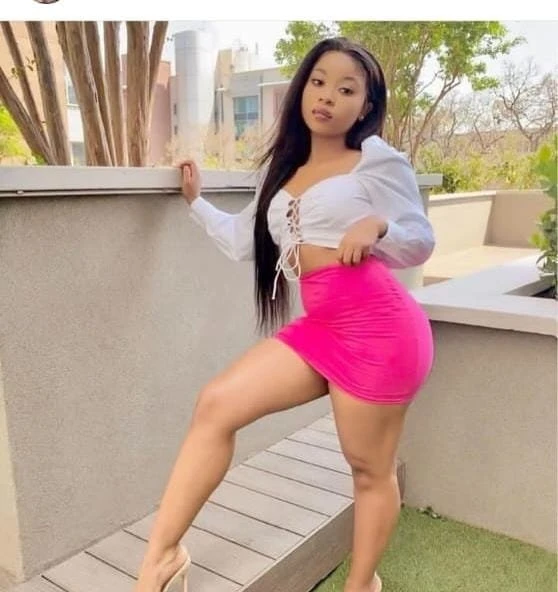 Lisa – Burundian escort in Hyderabad — 2 / 5