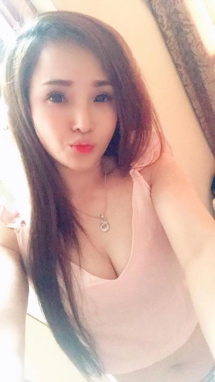 Ly Cute – Vietnamese escort in Kampala — 2 / 7