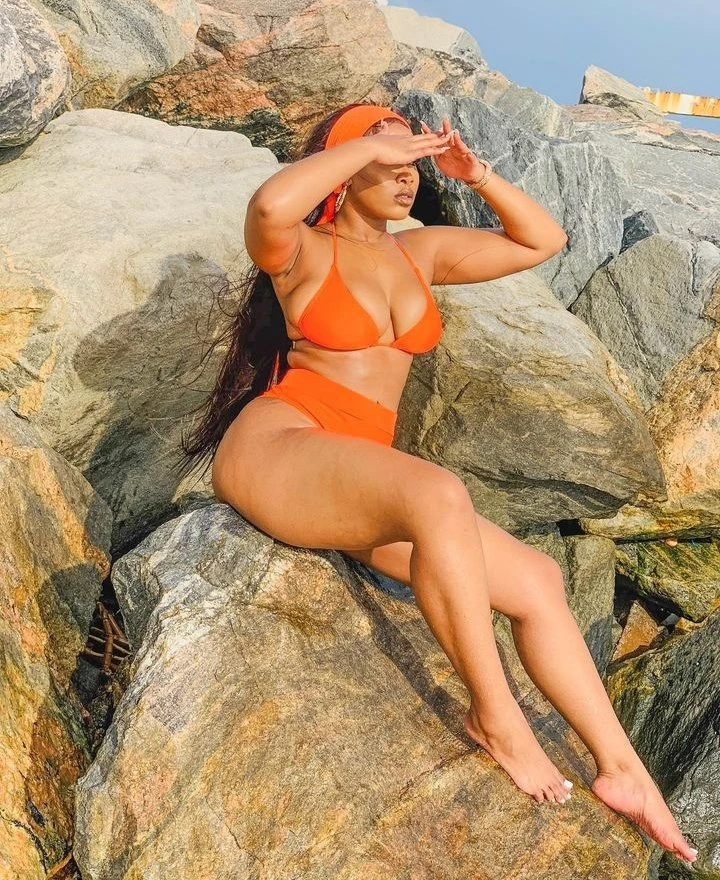 Breastjuice Diva – South African escort in Beirut — 2 / 3