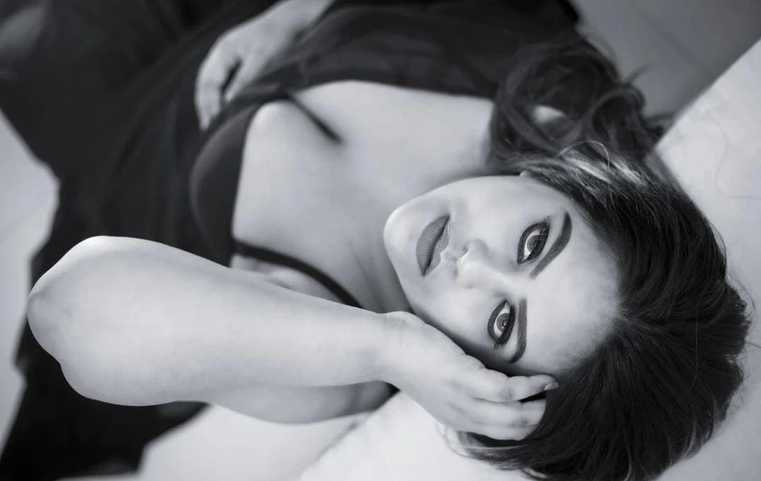 Sonam Kour – Indian escort in Mumbai — 1 / 3