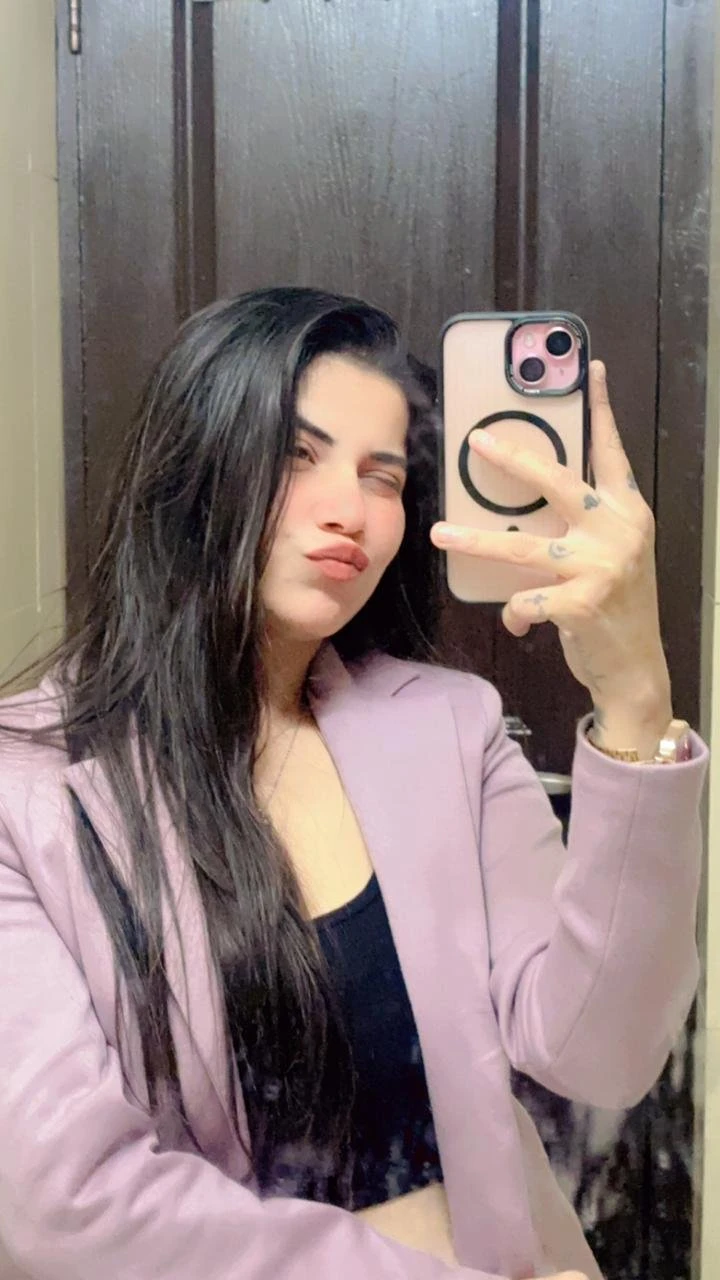 Female Escorts in Udaipur – Indian escort in Udaipur — 2 / 6