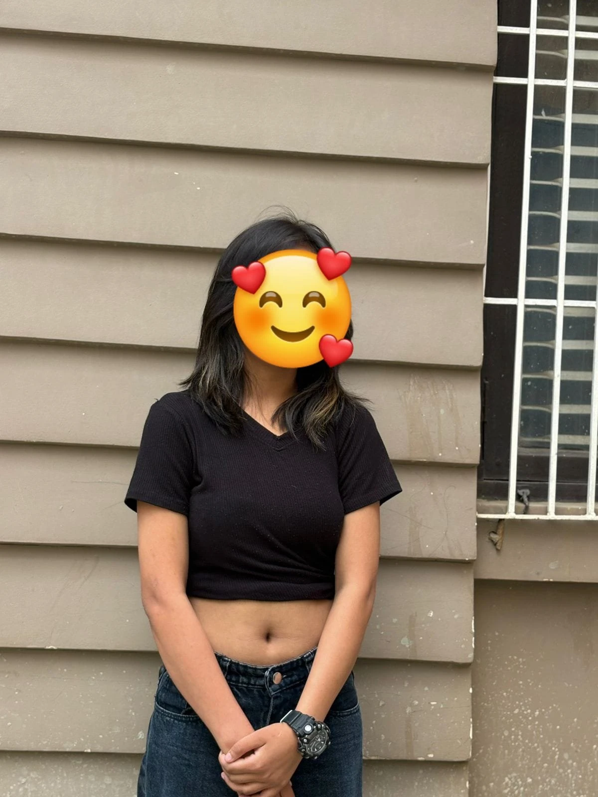Anuska Fuchi – Nepalese escort in Kathmandu — 2 / 5