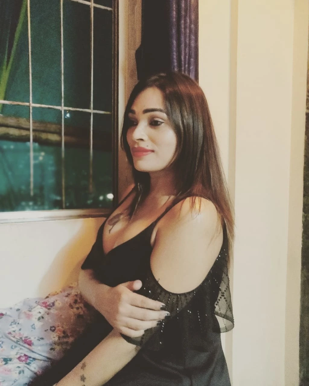 Reshma – Indian escort in Mumbai — 3 / 11