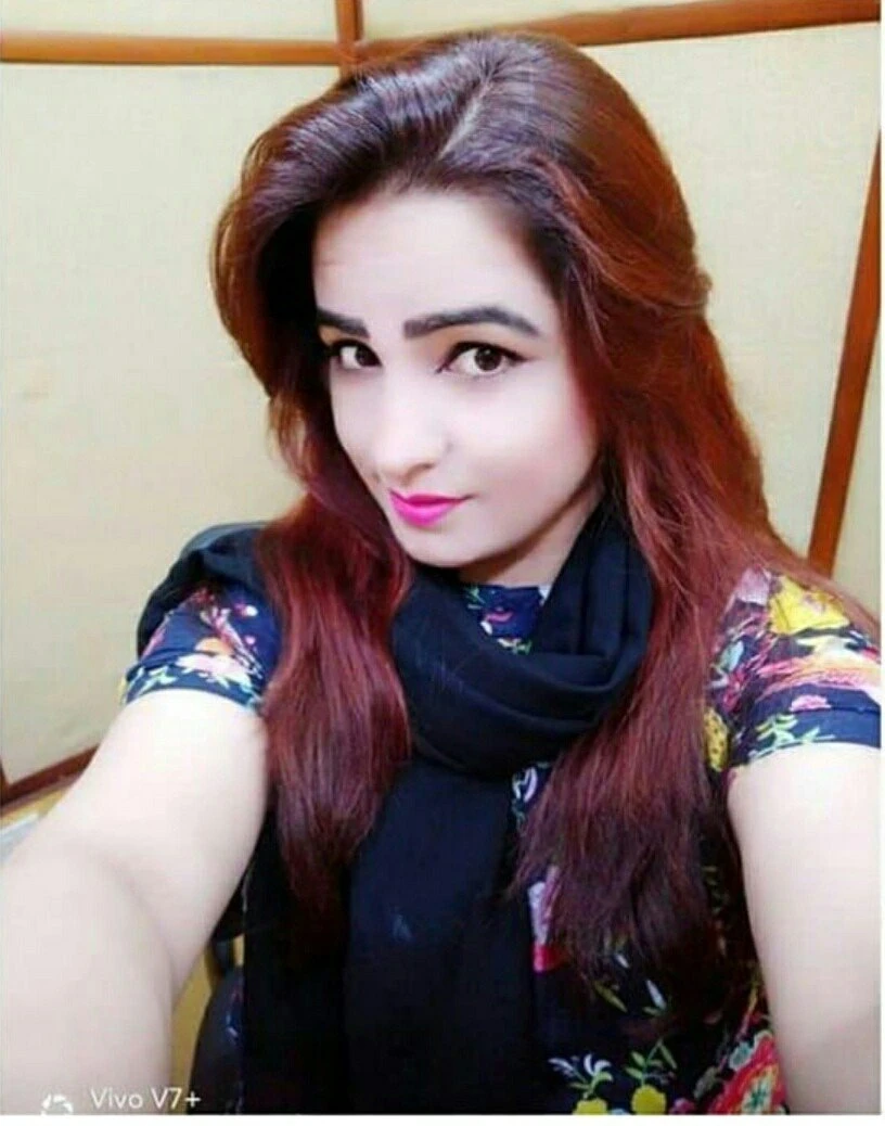 Nealam Shah – Pakistani escort in Islamabad — 2 / 11