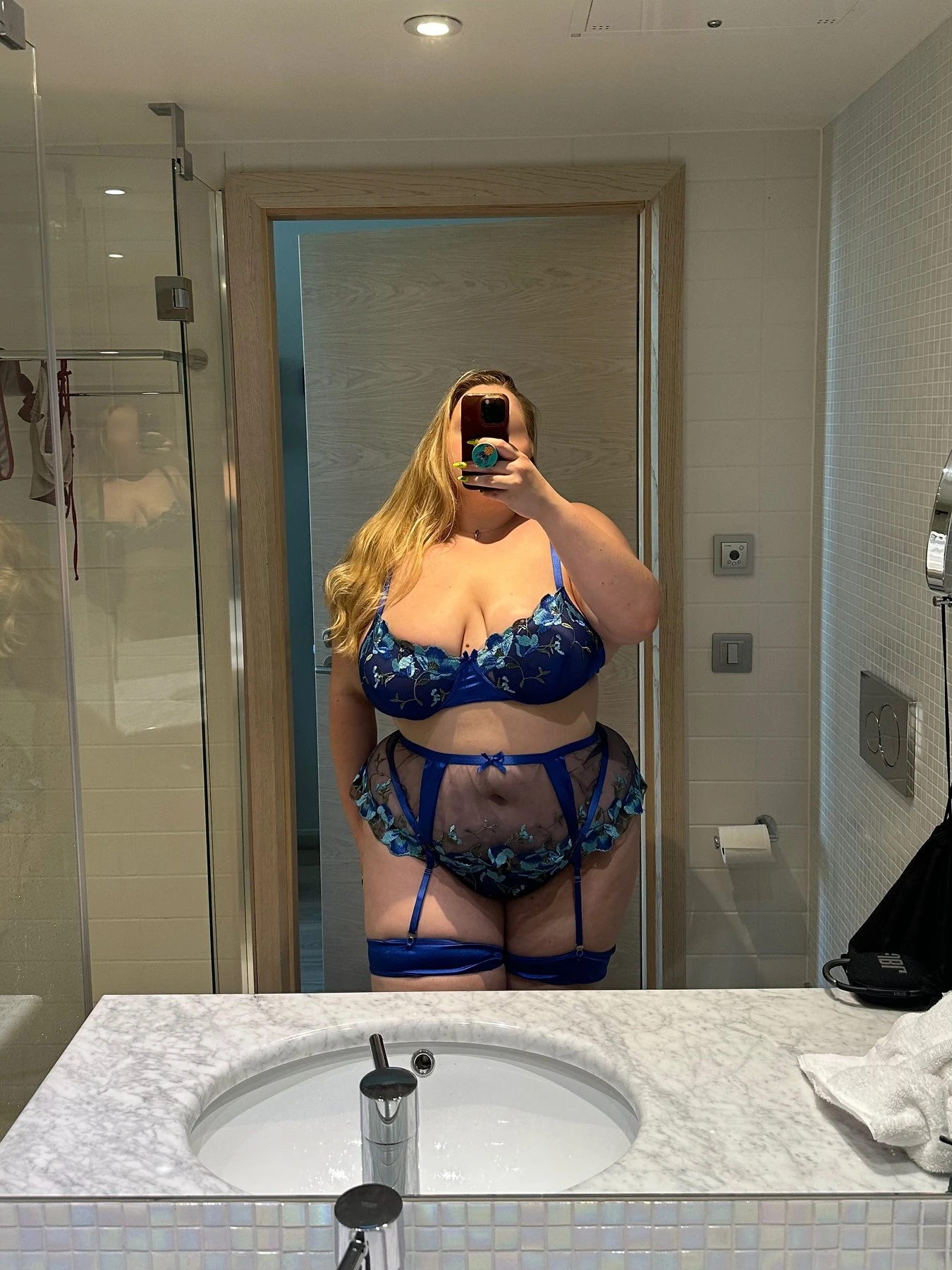 Nordic Anna in Mumbai – Finnish escort in Mumbai — 3 / 24