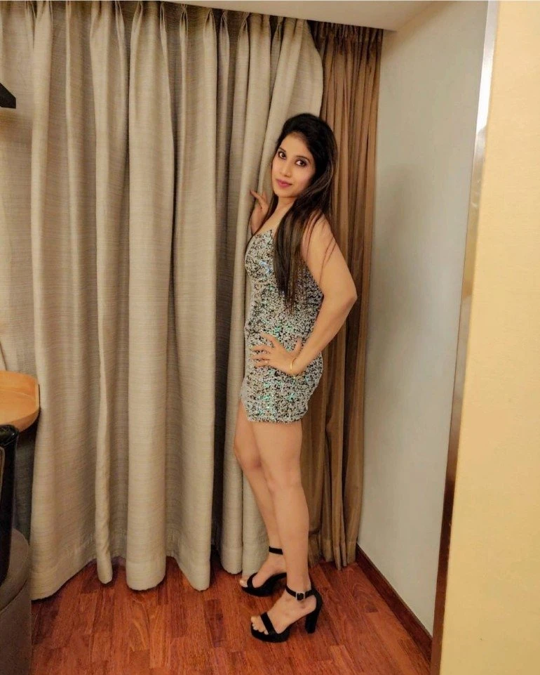 Anushka Best Vip Escorts Service – Indian escort agency in Kolkata — 2 / 5