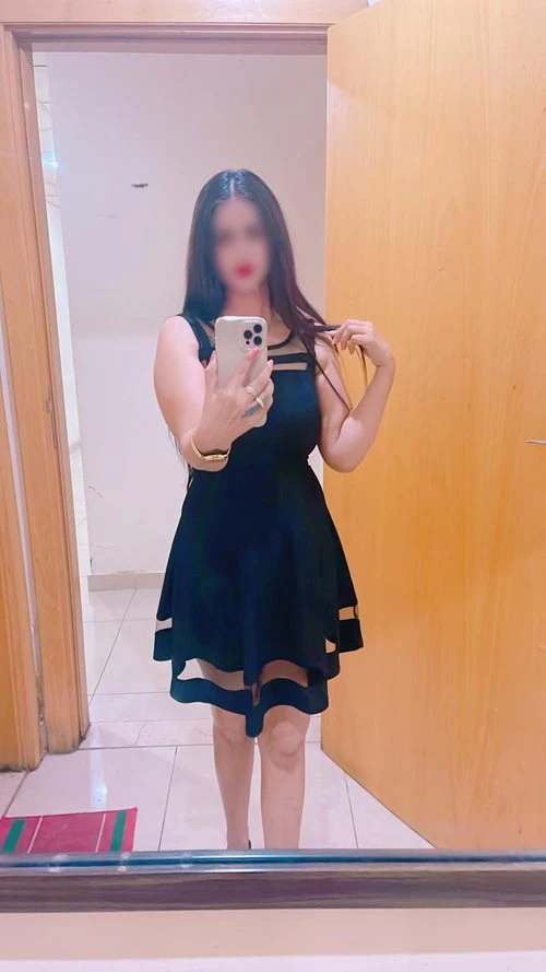 India by Night – Indian escort in Mumbai — 9 / 14
