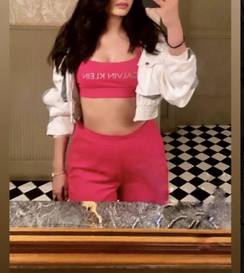 Jasmin – Indian adult performer in Mumbai — 1 / 2