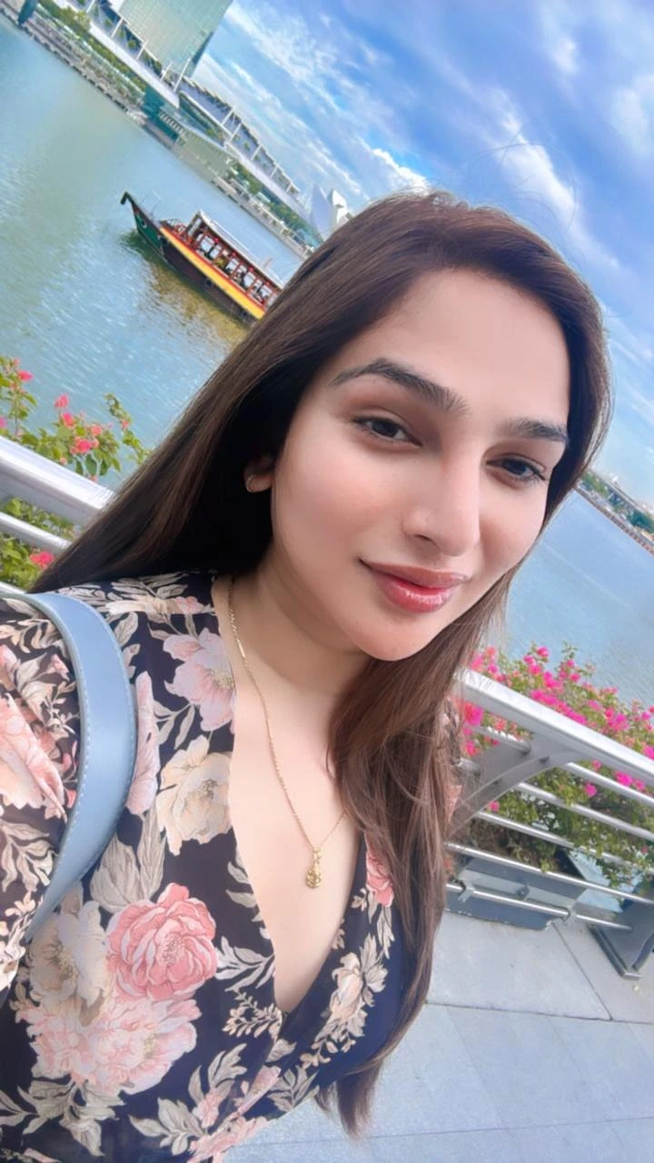 Miss Sneha – Indian escort in Pune — 10 / 31