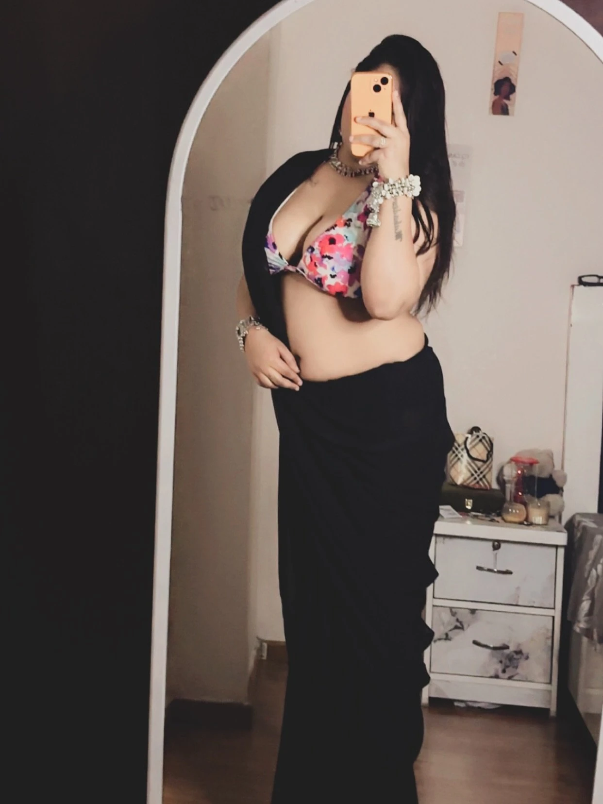 I Am Pooja Cam Session and Real Session – Indian dominatrix in Kolkata — 5 / 7