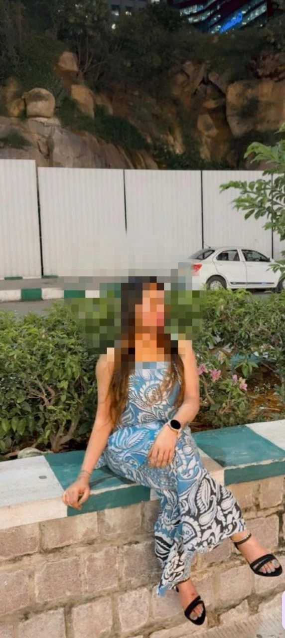 Puja – Indian escort in Hyderabad — 4 / 6