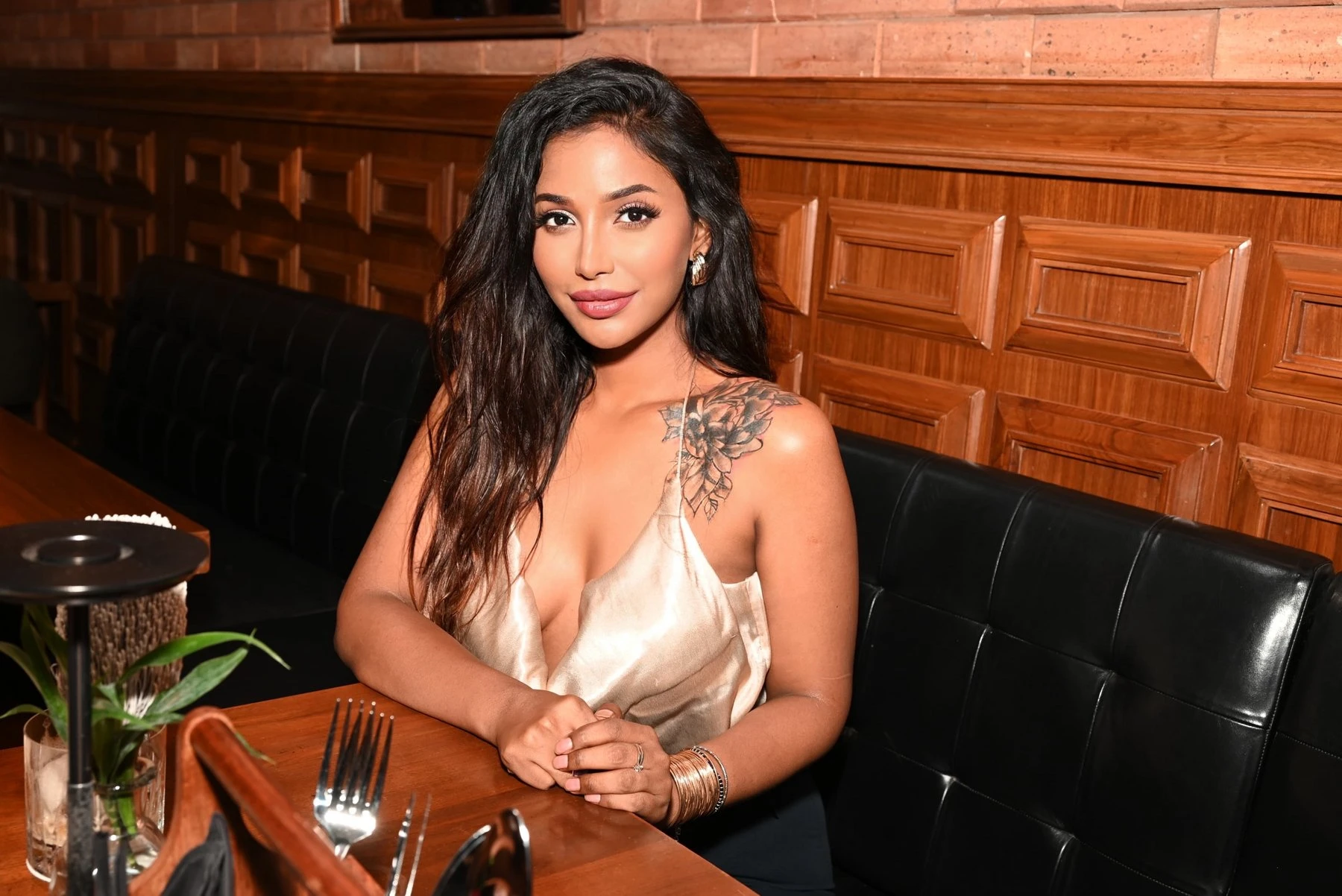 🧿ALPHA 🦋 BENGALI🧿GODDESS – Indian escort in Mumbai — 21 / 22