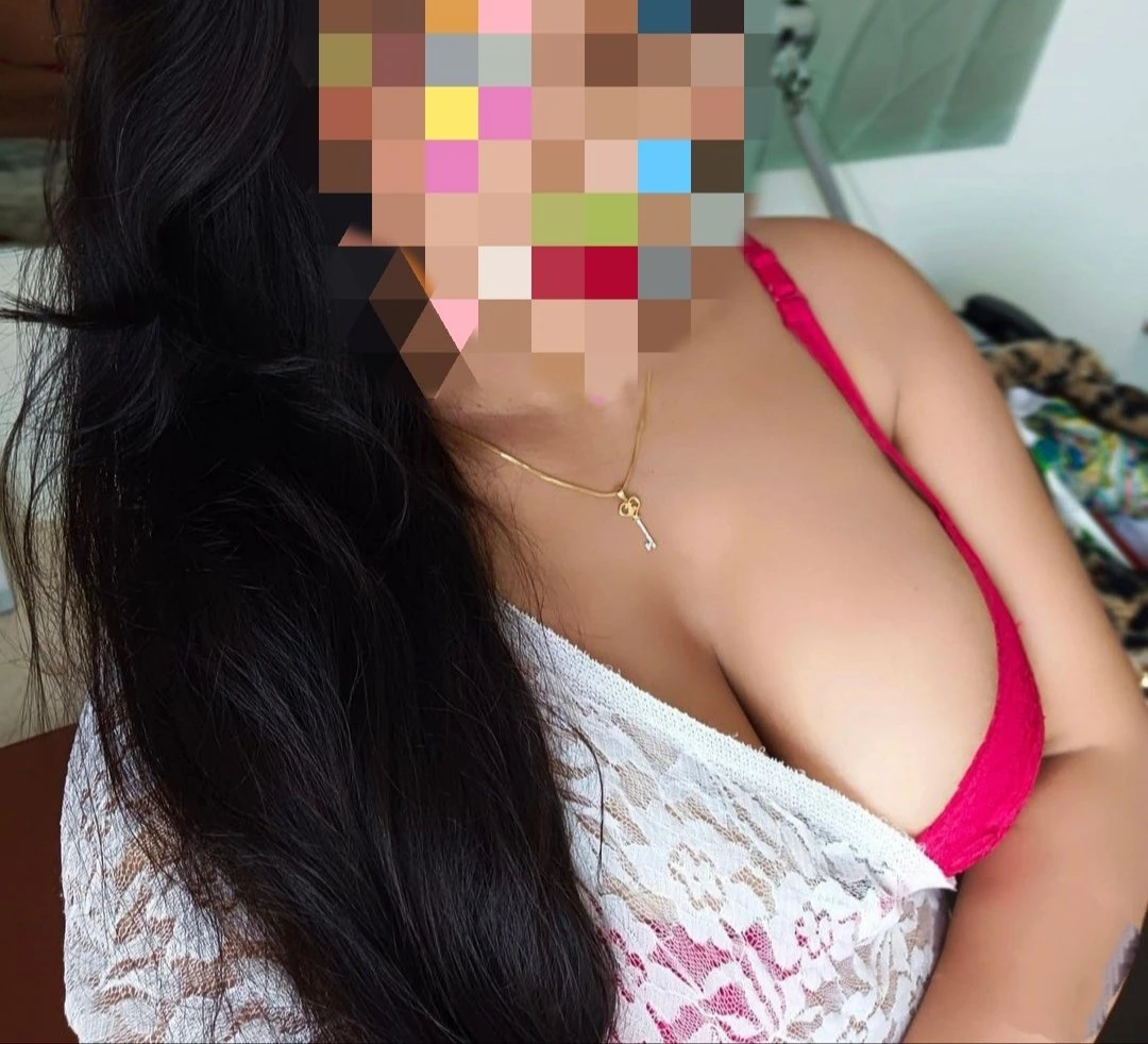 Sexy Lady Online (Only cam) – Indian escort in Kolkata — 4 / 6