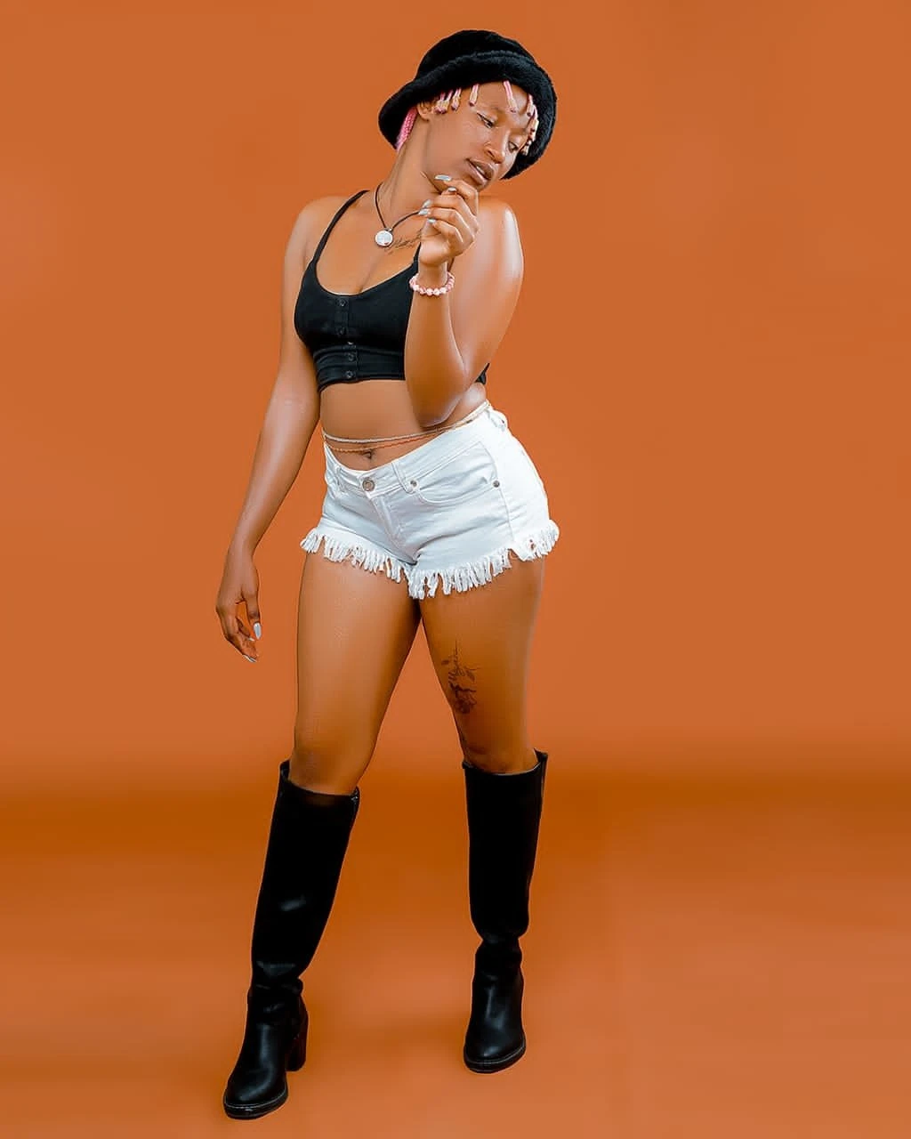Divana – Tanzanian escort in New Delhi — 3 / 5