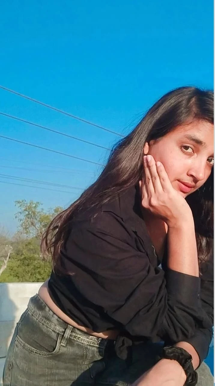 Khushi – Indian escort in Mumbai — 2 / 6