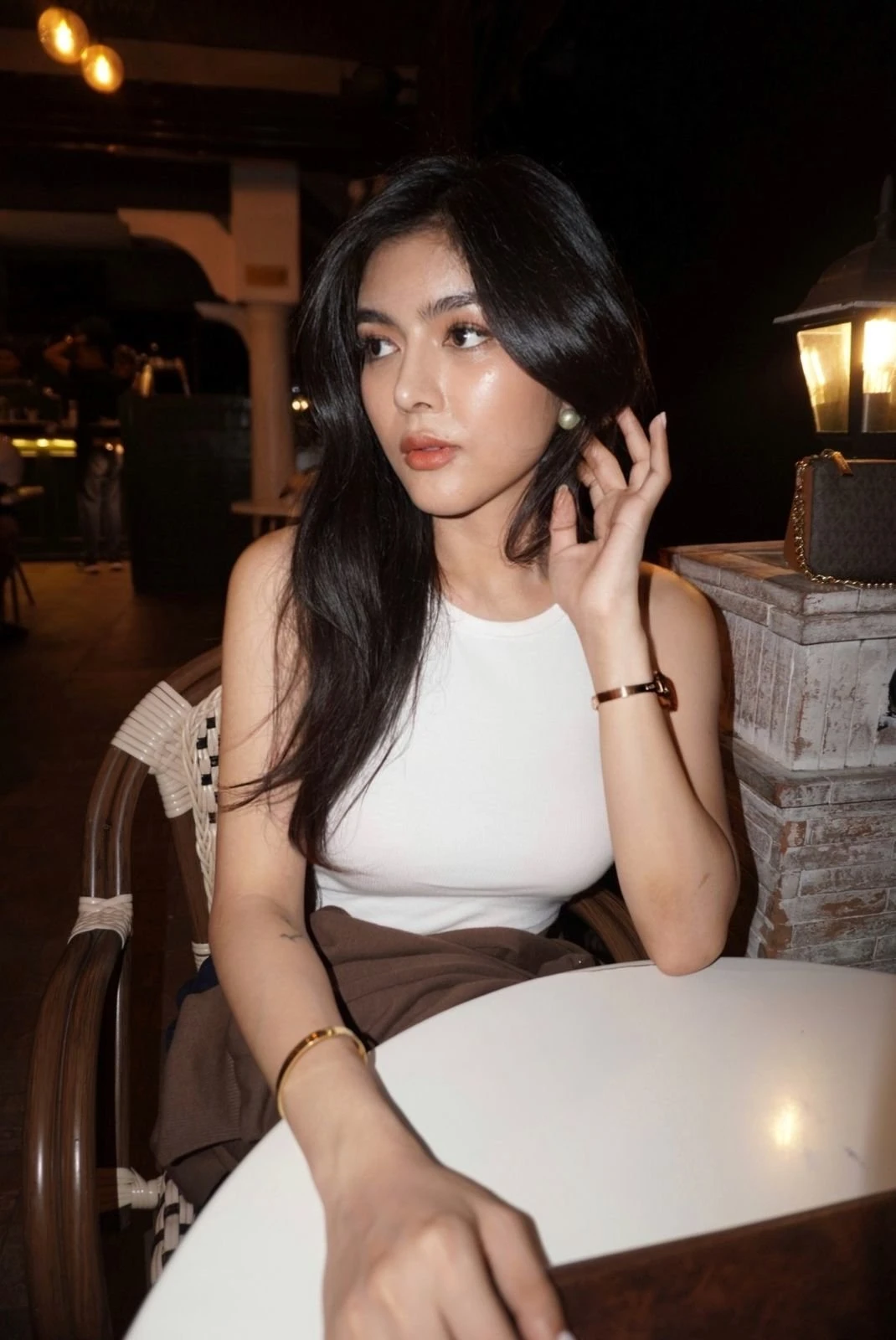 Sexy Courtney is back – Filipino escort in New Delhi — 8 / 21