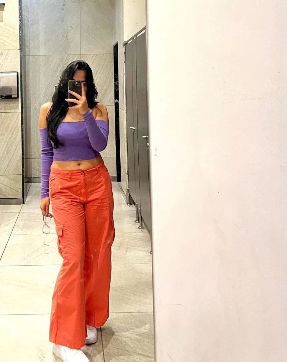 Divya (CAM AND REAL MEET) – Indian escort in Thane — 5 / 6