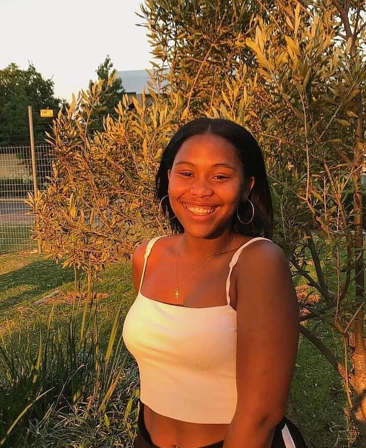 Cara – South African escort in Beirut — 4 / 5